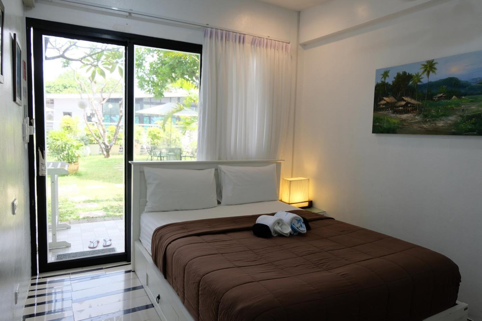 Baan Poon Garden Otel Chaweng Plajı Dış mekan fotoğraf