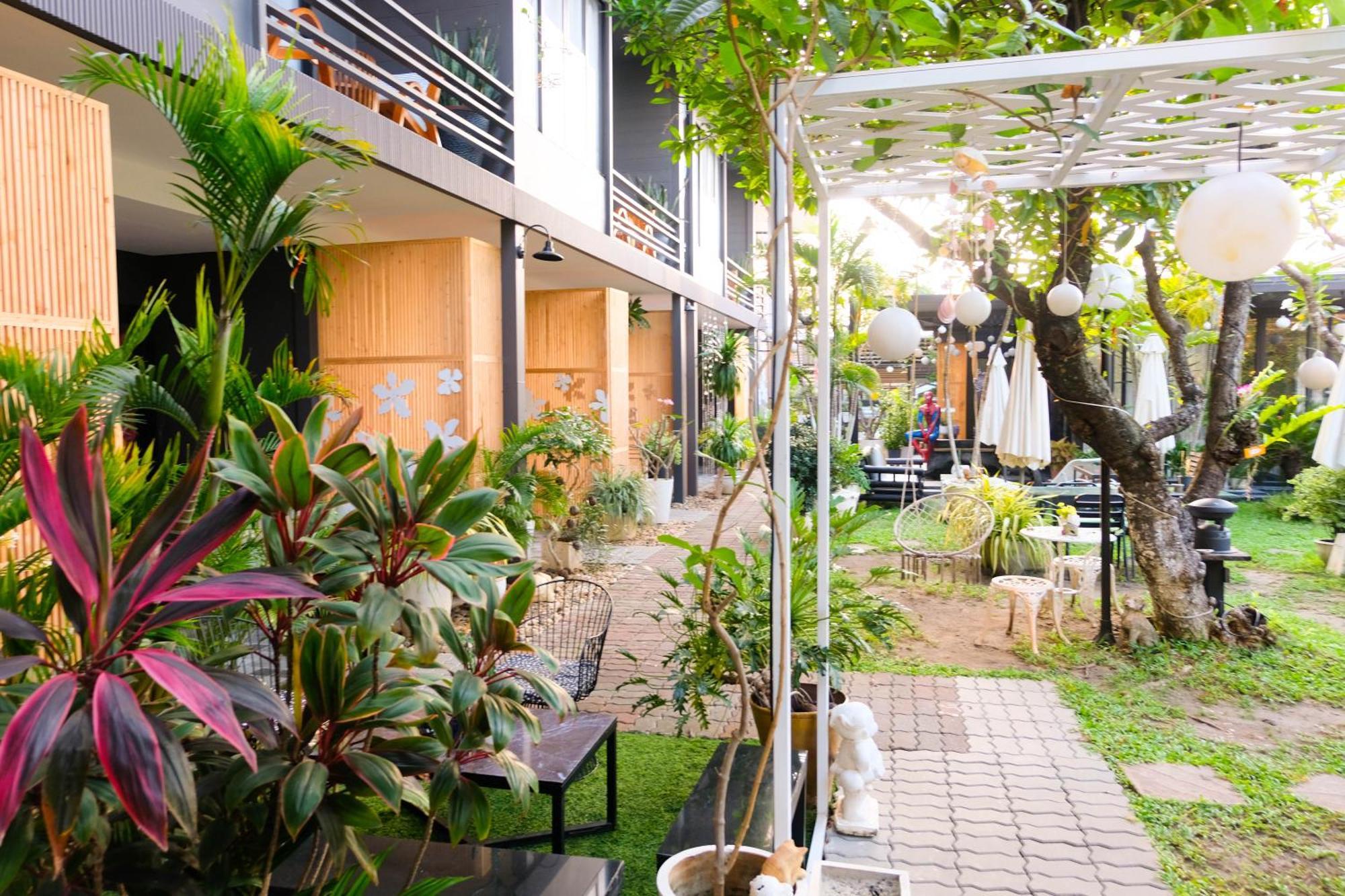 Baan Poon Garden Otel Chaweng Plajı Dış mekan fotoğraf